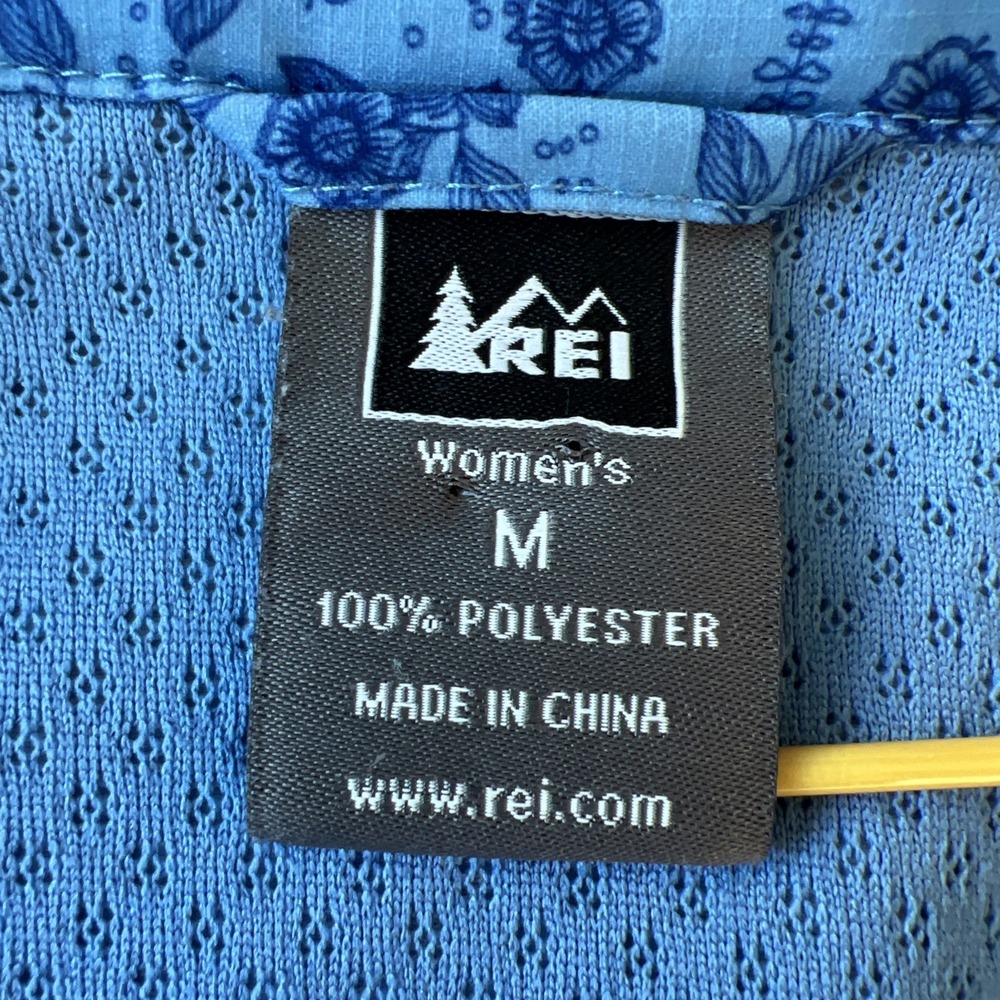 REI Co-op Sahara Shirt Womens M Fitted Floral Blue Short Sleeve Hiking Pockets - Picture 9 of 10